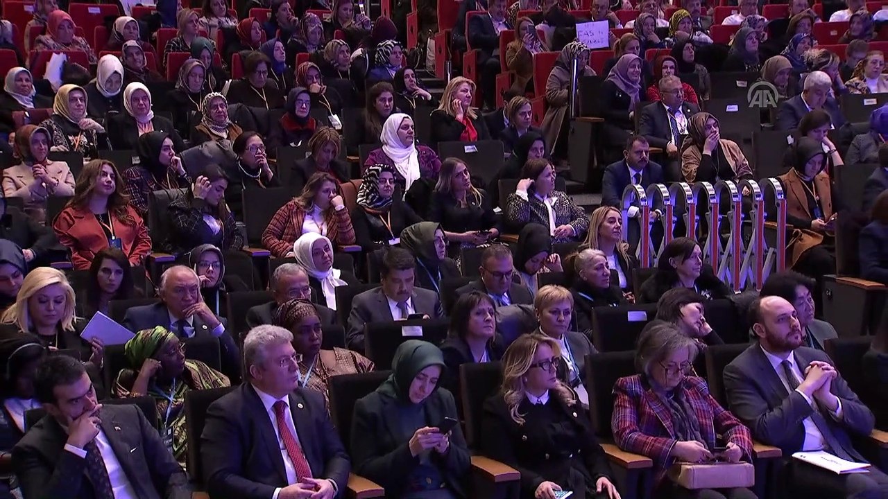 Cumhurbaşkanı Erdoğan: 'Aile ile kadını birbirinden ayırmaya yönelik zihniyet asla bize ait değildir' - ANKARA