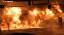 Alerta química tras un violento incendio en una planta de residuos cerca de Barcelona