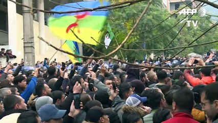 منطقة القبائل تتجه لمقاطعة تامة للانتخابات الرئاسية الجزائرية