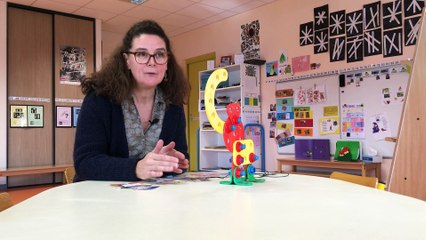 Cécile Boinay, la directrice de l'école maternelle de Charquemont présente le projet innovant de climat scolaire