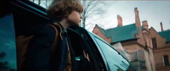 A Maldição do Espelho |  Trailer Dublado EXCLUSIVO