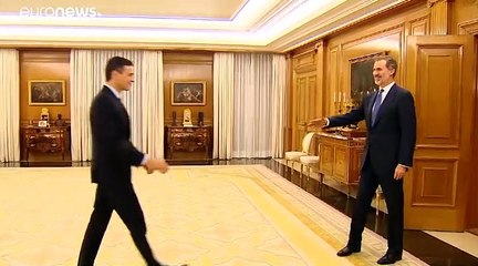 Pedro Sánchez recebe aprovação do Rei de Espanha