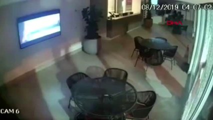 Dha dış ' paniğe kapılan hırsızların 'cam' ile imtihanı