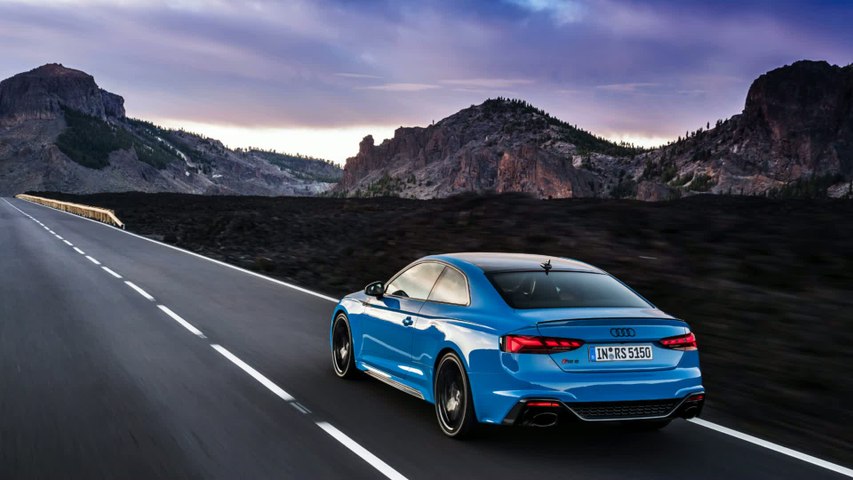 Audi RS5 : le Coupé et la Sportback en vidéo