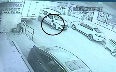 Küçük kızın ölümden döndüğü anlar kamerada