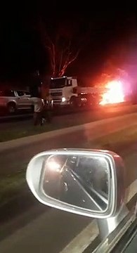 Motociclista morre após colidir com carreta na Rodovia do Contorno em Cariacica