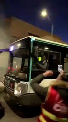 Tensions entre les grévistes et les chauffeurs de bus