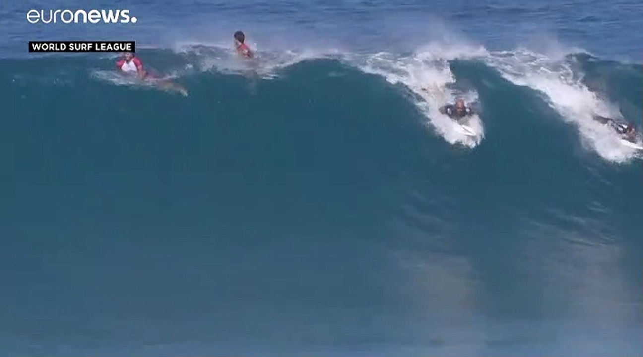 Surf : sous le soleil d'Hawaï, Kelly Slater rayonne