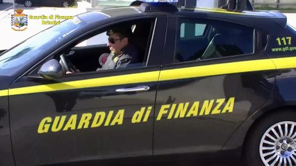 Brindisi - Timbravano il cartellino e andavano a fare la spesa sospesi 31 dipendenti pubblici (12.12.19)