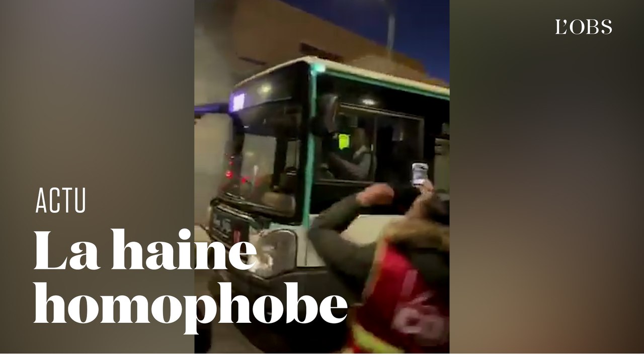 Des grévistes de la RATP couvrent un chauffeur non-gréviste d'insultes homophobes