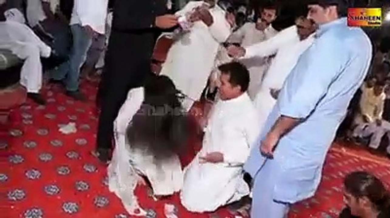 Mehak malik dance shadi party