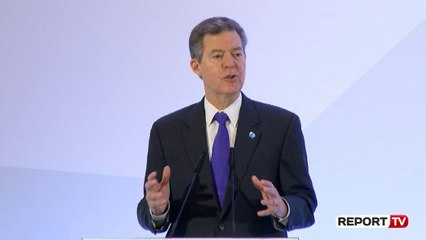 Report TV - Ambasadori amerikan, Brownback: Shpresoj të ketë dialog në politikën shqiptare