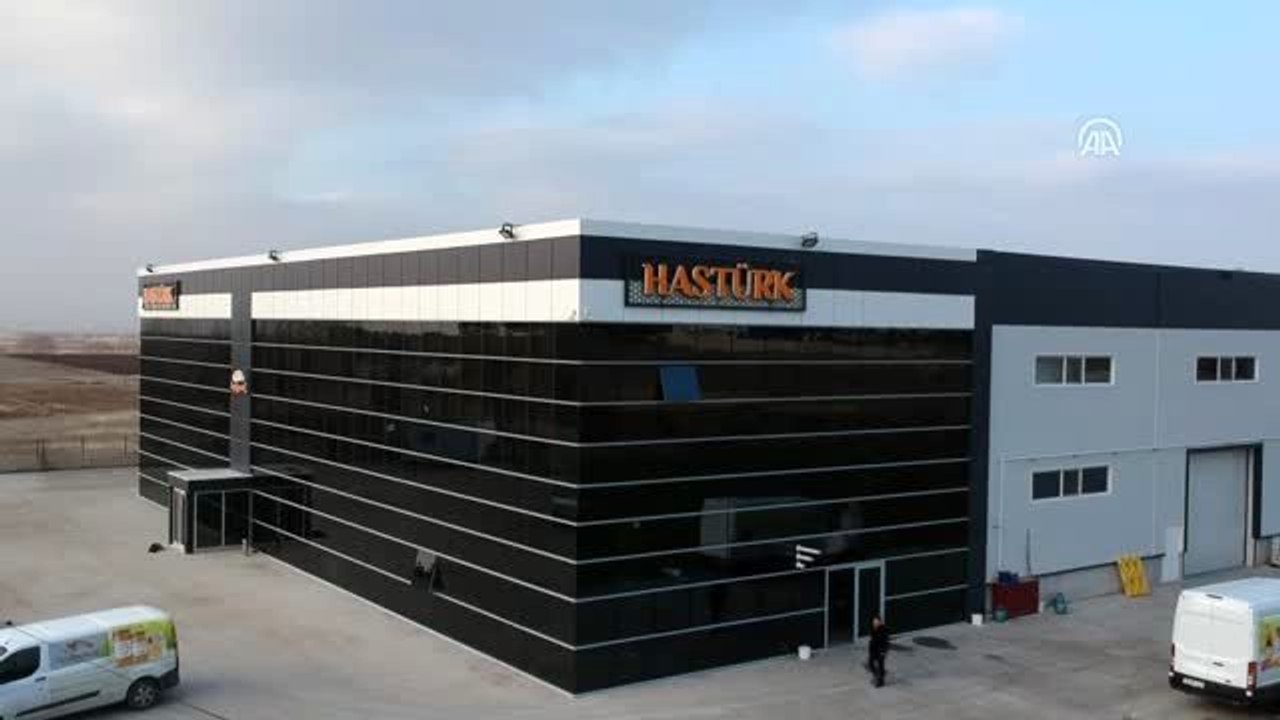 Türkiye'nin en büyük bal dolum ve paketleme tesisi Akyurt'ta açıldı