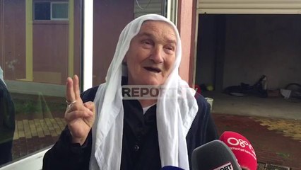Report TV - 'Jemi shokët e djalit', e moshuara në Fushë Milot: Si ma grabitën shtëpinë