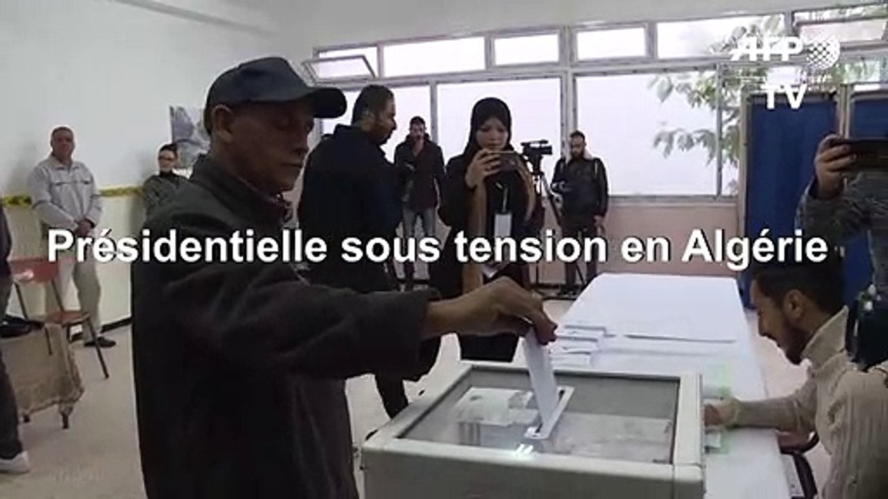 Présidentielle sous tension en Algérie, manifestation à Alger