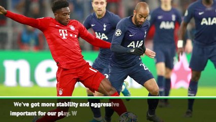 Neuer trusts young forward Davies in defence