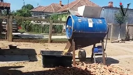 Unbelievable. Look what this smart guy does. Homemade Water pump.