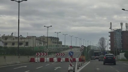 Bllokohet kalimi tek mbikalimi Shkozetit pas tërmetit