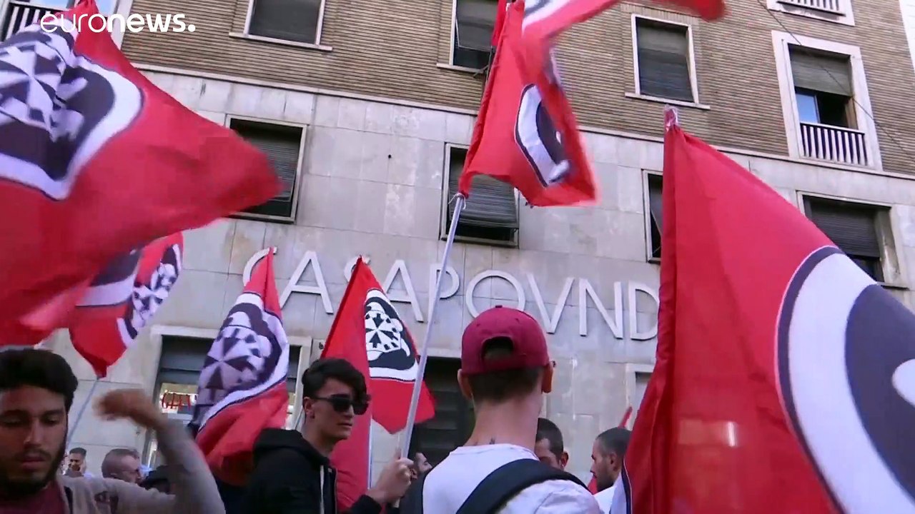 Casapound torna su facebook