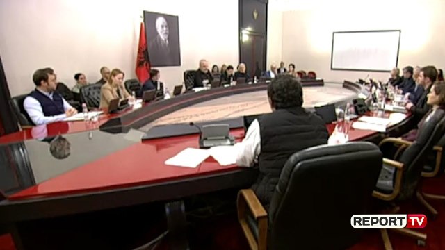 Report TV - Rama: Raport për të gjitha katet e shtuara mbi leje të pallateve