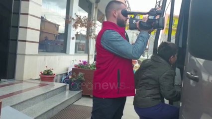 Ora News - Tetë fëmijë nga Durrësi nisin mësimin në Velipojë