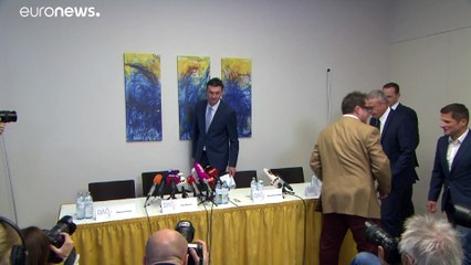 Strache miatt szakadhat az FPÖ