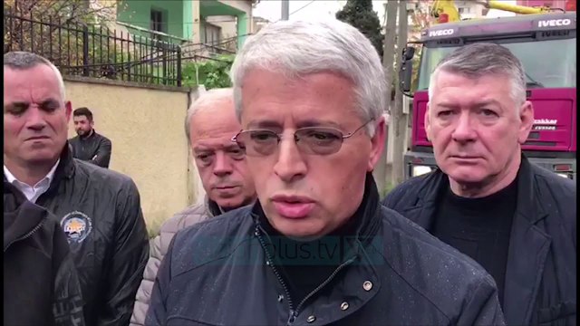 Lleshaj: Policia ka marrë prova në pallatet dhe banesat e shembura - News, Lajme - Vizion Plus