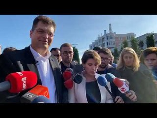 Eurokomisioneri i BE në Vorë: Jemi krah Shqipërisë, pas vlerësimit të dëmeve nisa faza e rindërtimit