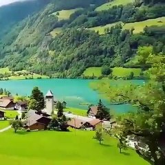 سبحان الله طبيعه خلابه رائعه جدا