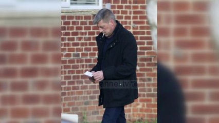 Fitoi 105 milionë paund/ Të nesërmen sërish në punë me kamionin e vjetër