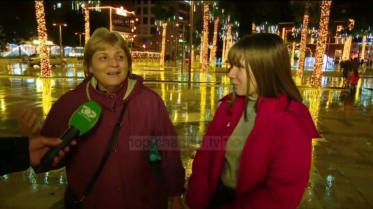 Durrësi ndez  dritat e festës/ Gjallërohet atmosfera në qytet. Festë edhe në lagjet e shkatërruara