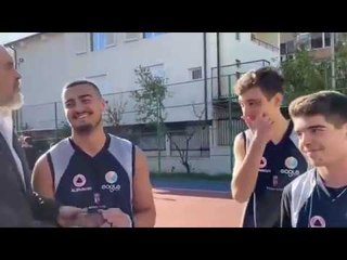 Ish-Basketbollisti Rama nuk qëllon dot në shenjë në koshin pa rrjetë