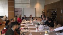 Tryezë për të drejtat e njeriut në Gjakovë-Lajme