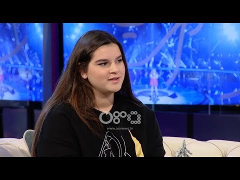 Ditë e Re - Sara Bajraktari vetëm 16 vjeç në festivalin e 58 të këngës