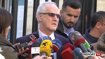 3 orë në prokurori/ Dvorani ironizon Metën: Çështjet ligjore nuk shtrohen me filma