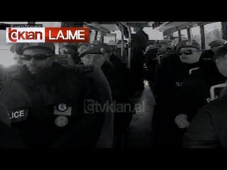 Kosovë mbrrijnë policët amerikanë - (26 Shkurt 2000)