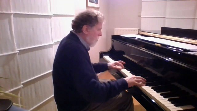 Wedding bells (Sammy Fain) - Delilah (Les Reed) - Now is the hour (Clement Scott) - After the ball (Charles K. Harris) - Rosetta (Earl Hines)