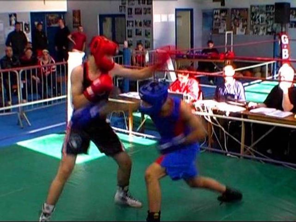 K.Houri VS St Quentin -69kg Junior 1-4 F/Boxe Anglaise