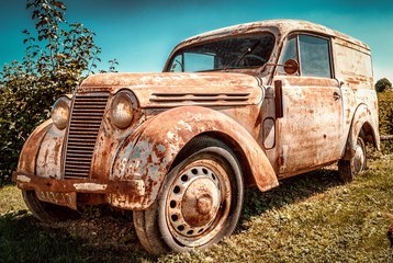 El coche empecinado y otras asombrosas curiosidades