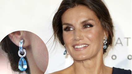 Los impresionantes pendientes de zafiros y diamantes que Letizia estrenó en Londres