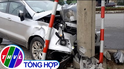 Ô tô mất lái lao thẳng vào trụ điện, tài xế thoát chết