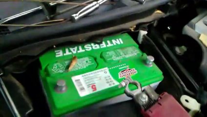 2008-2010 Infiniti G37 Battery Replacement