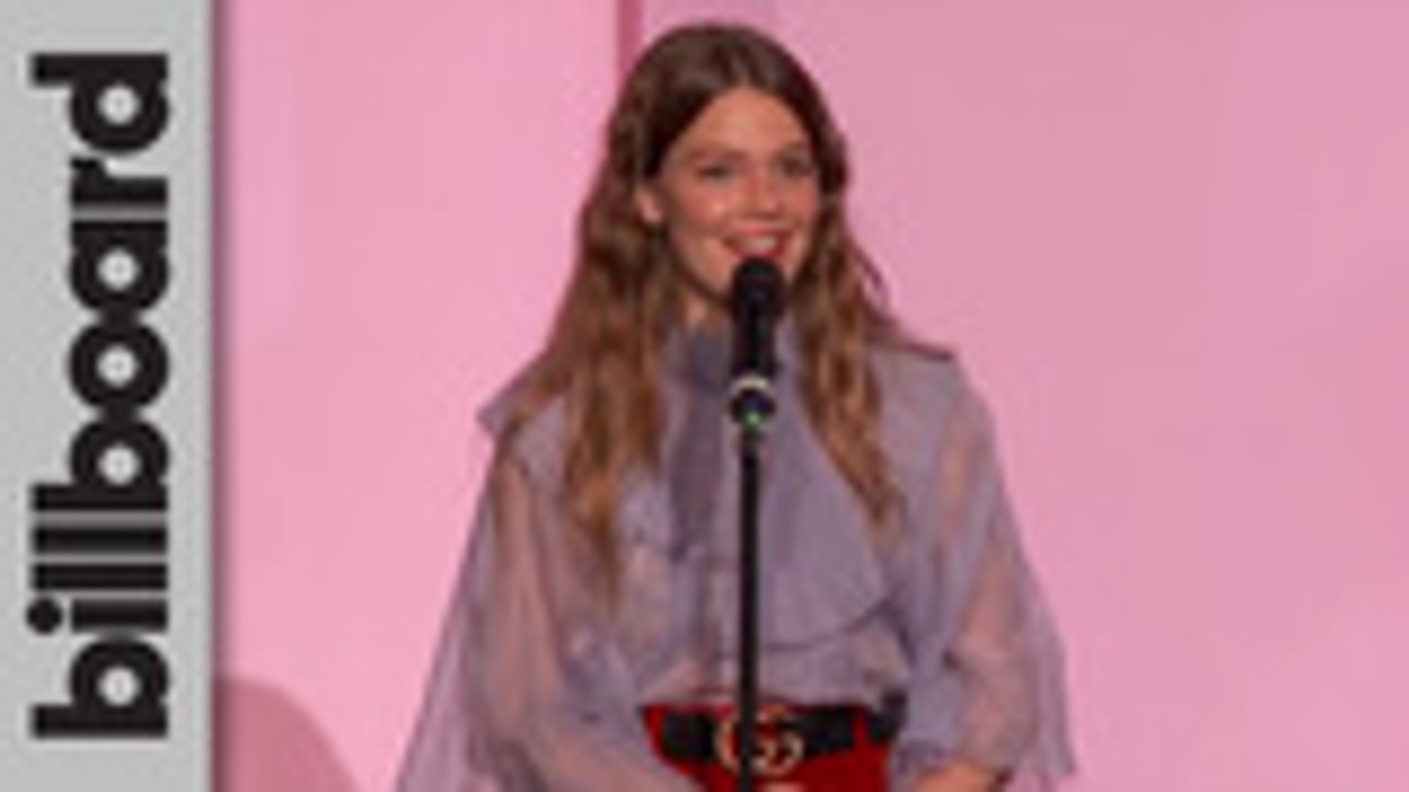 Maggie Rogers Presents Brandi Carlile With Trailblazer Award | Women In Music 2019
