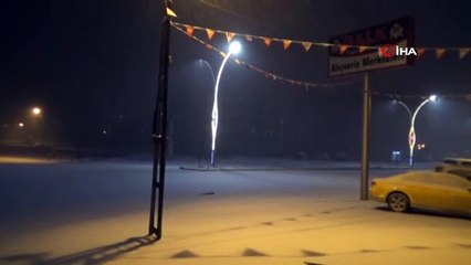 Yüksekova beyaza büründü