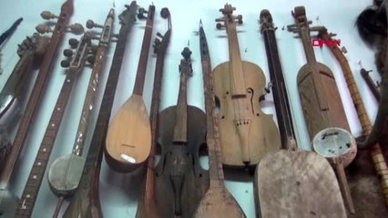 Burdur 200 parçalık müzik enstrümanları koleksiyonu oluşturdu