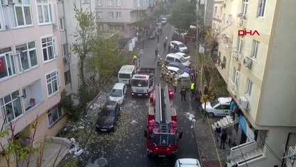 Şişli'de 5 katlı binanın çatısı çöktü