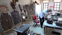 Amasya emekli polis memurunun ahşap oyma dekoratif eserleri beğeni görüyor