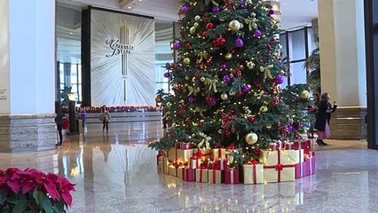 Hong Kong protests put a dampener on Christmas