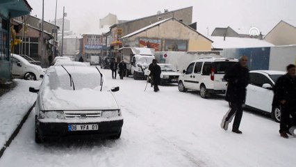 Eleşkirt'te kar yağışı - AĞRI