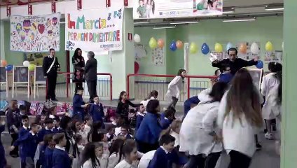 L'Equilibrio Bande-annonce VO (2019) Mimmo Borrelli, Roberto Del Gaudio